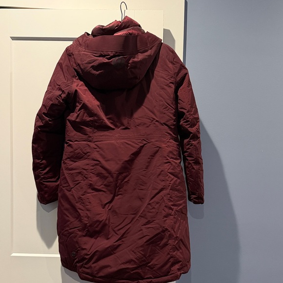 lululemon athletica snow warrior garnet  Puffer Jacket - Picture 9 of 9